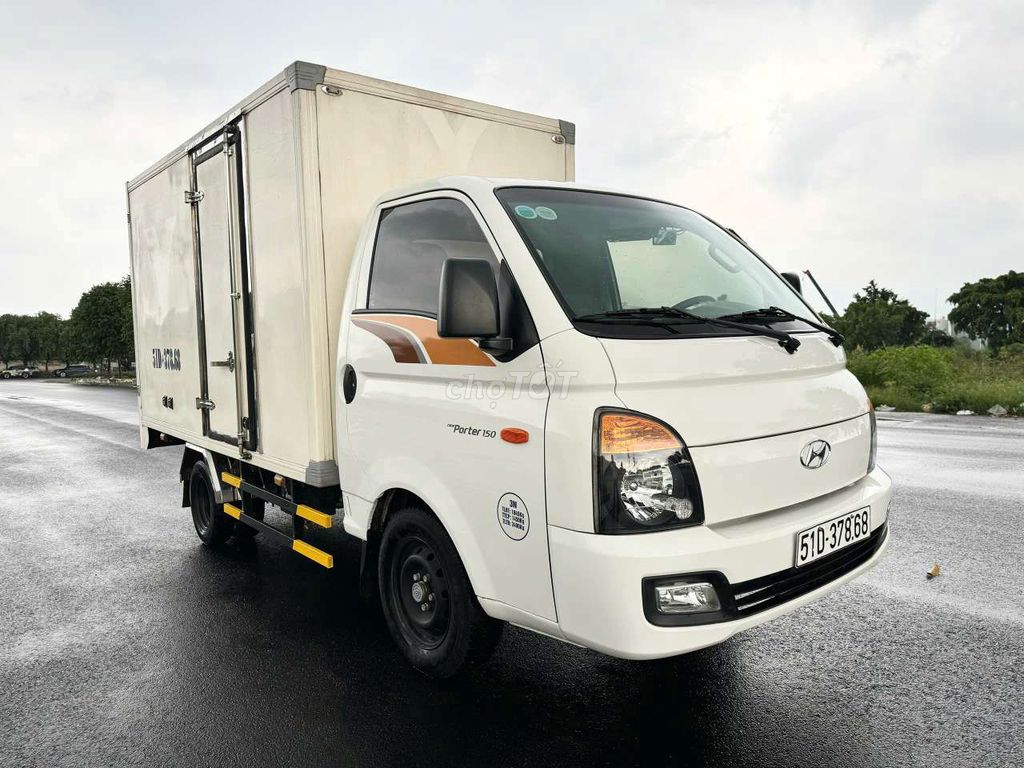 Hyundai Porter H150 Thùng Kín Bao Test có HT Góp