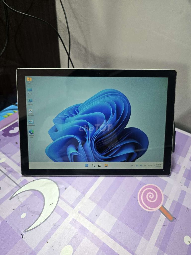 Surface Pro 5 LTE i5 7300U/4G/128G/12" 2K. Hư pin. Mua bán Laptop tại Quận 12 Tp Hồ Chí Minh được đăng bởi Cầm Đồ Thanh Lý hình 1