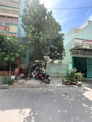 Bán lô mặt tiền đường Lê Văn Trung, phường Quang Trung, Quy Nhơn. Mua bán đất tại Thành phố Qui Nhơn Bình Định được đăng bởi Minh Tâm