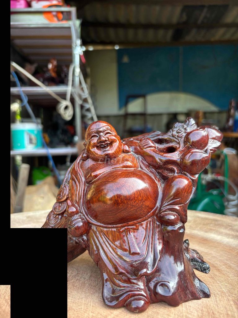 Tượng Phật Di Lặc Gỗ Nâu đỏ. Mua bán Đồ sưu tầm, đồ cổ tại Thành phố Bà Rịa Bà Rịa - Vũng Tàu được đăng bởi ĐẠI DƯƠNG hình 1