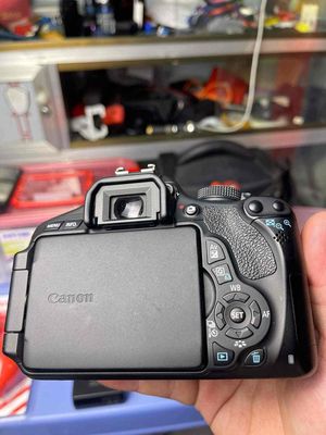 Canon 600D like new only Body