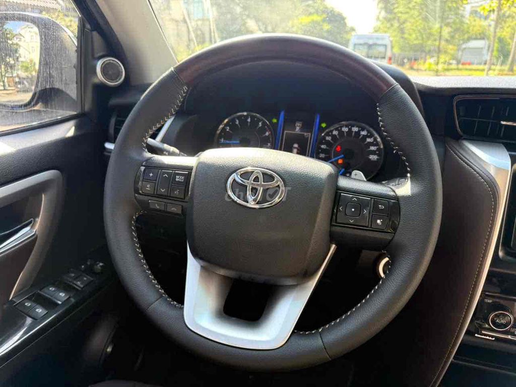 FORTUNER 2.7V 2017 TỰ ĐỘNG BẢO HÀNH 1 NĂM. Mua bán Ô tô tại Quận Bình Tân Tp Hồ Chí Minh được đăng bởi XUÂN DUY AUTO hình 15