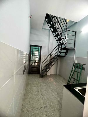 Аренда · 2 комн. · 15 м² · Quận 4, ул. Đường Nguyễn Khoái