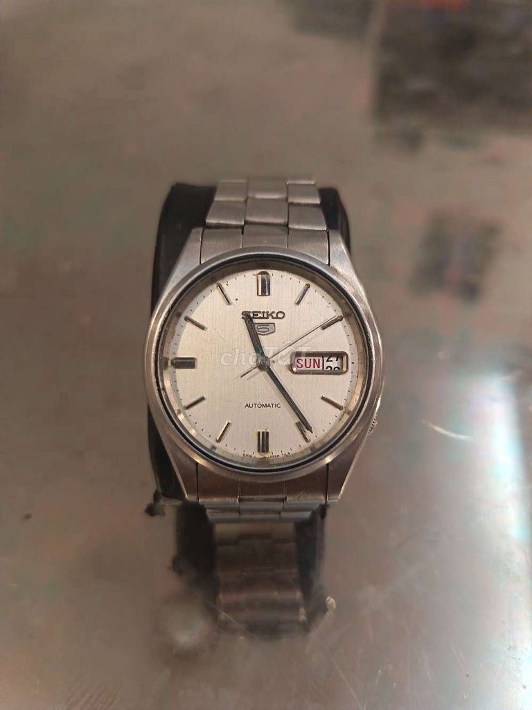 Seiko 5 Automatic Nam Thép Bạc. Mua bán Đồng hồ tại Quận Đống Đa Hà Nội được đăng bởi Lê Vũ Quang Minh hình 1