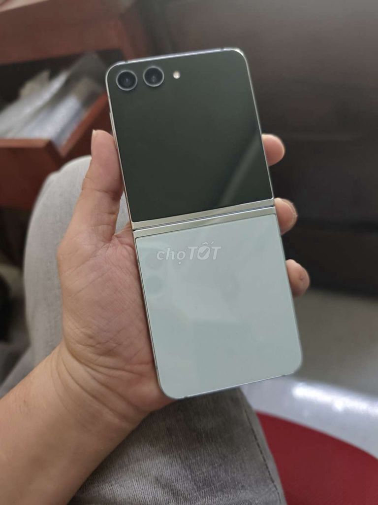 Samsung Galaxy Z Flip5 256GB,in fun. đep 98,5.gl. Mua bán Điện thoại tại Quận 10 Tp Hồ Chí Minh được đăng bởi phạm trường giang thích giao lưu  hình 1