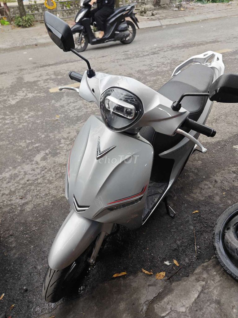 Bán xe Feliz S sx năm 2022. Mua bán Xe điện tại Quận Hai Bà Trưng Hà Nội được đăng bởi Nguyễn tùng lâm hình 4