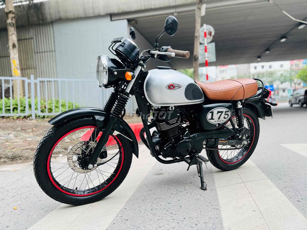 Kawasaki W175 biển 29. xe mới như thùng.chính chủ