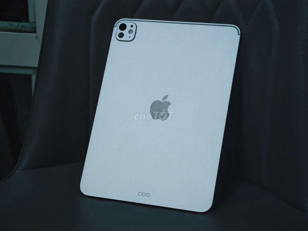 Apple iPad Pro 11 M5 256GB Bạc WiFi. Mua bán Máy tính bảng tại Quận Ninh Kiều Cần Thơ được đăng bởi Lê Khang hình 1