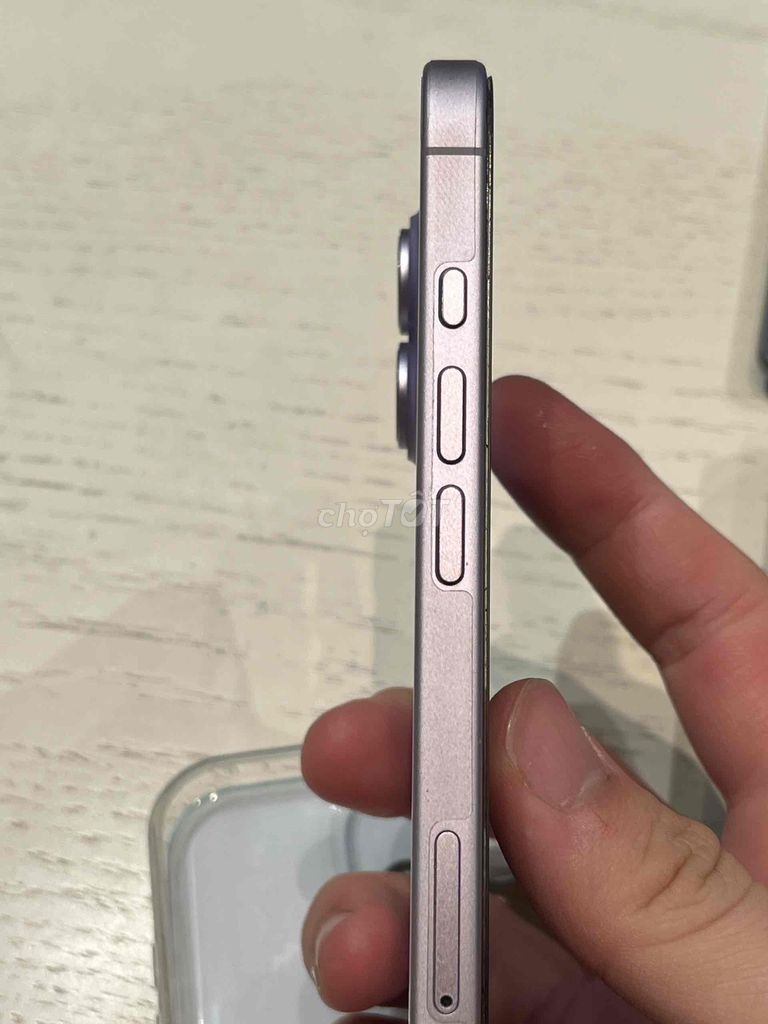 Apple iPhone 17 256GB Tím Oải Hương Đã sử dụng. Mua bán Điện thoại tại Quận 7 Tp Hồ Chí Minh được đăng bởi Trịnh Trung Hiếu hình 1