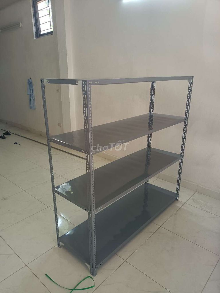 Kệ sắt V lỗ 5 tầng Xám. Mua bán Tủ, kệ gia đình tại Quận Hoàng Mai Hà Nội được đăng bởi Hoang Ha hình 1