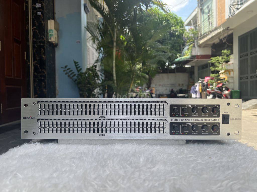 Hàng bãi thương Hiệu Mỹ Equalizer DESFINE EQ-231A. Mua bán Tivi, Âm thanh tại Quận Bình Tân Tp Hồ Chí Minh được đăng bởi YoungKing Audio hình 1