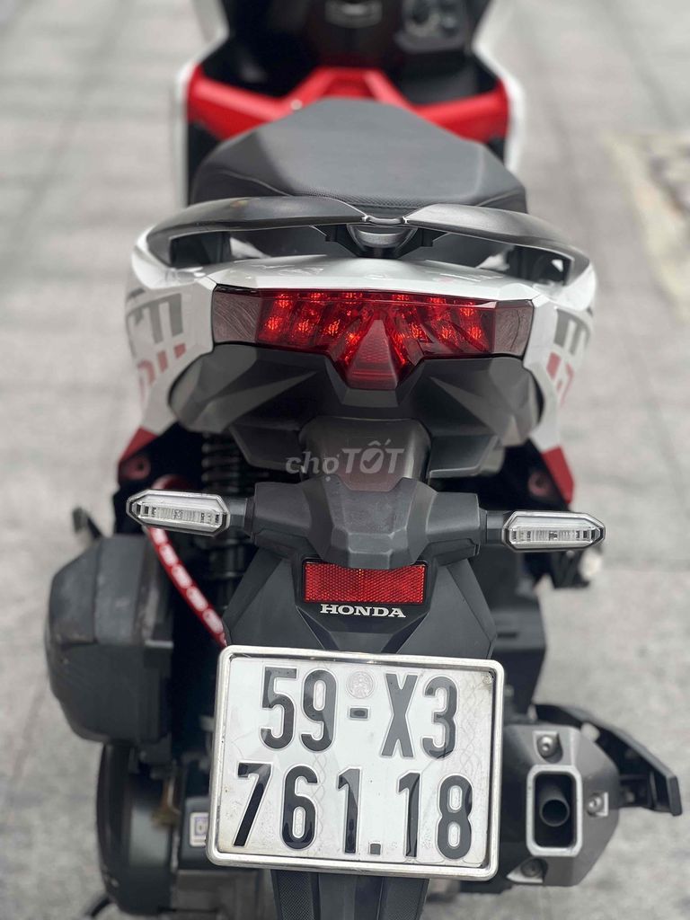 vario 150 trắng đỏ 2023 bstp 1 chủ mua mới. Mua bán Xe máy tại Quận 6 Tp Hồ Chí Minh được đăng bởi Trịnh Hán cường hình 4