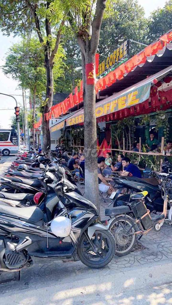 Cần sang nhượng quán cafe giá 400 triệu đã bao gồm cọc 56.000.000vnd