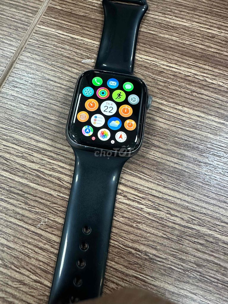 Apple watch Sr5 44mm bản nike