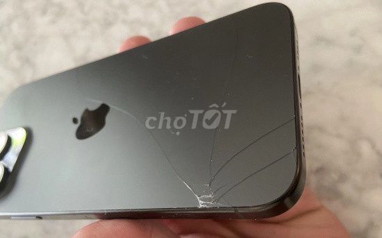 iPhone 15 Pro 128GB Xám full zin (bể lưng nhẹ/. Mua bán Điện thoại tại Thành phố Cà Mau Cà Mau được đăng bởi Tran Hien hình 1