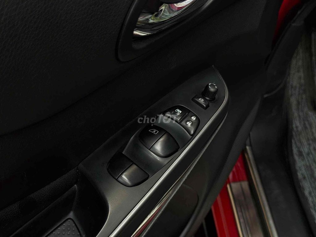 Nissan Navara 2021 VL 2.5 AT 2WD - 50000 km. Mua bán Ô tô tại Quận Tân Phú Tp Hồ Chí Minh được đăng bởi Thuý Thanh hình 3