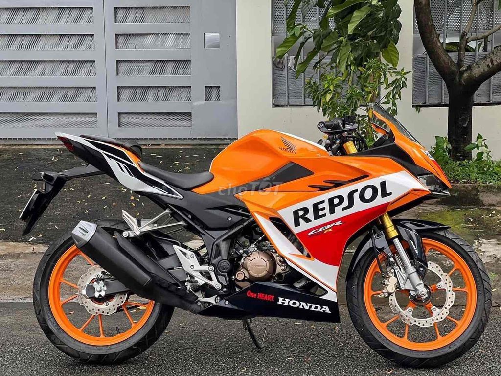 Honda CBR150R Repsol 2021 Cam trắng đen. Mua bán Xe máy tại Quận 6 Tp Hồ Chí Minh được đăng bởi Quang Rambo  hình 5