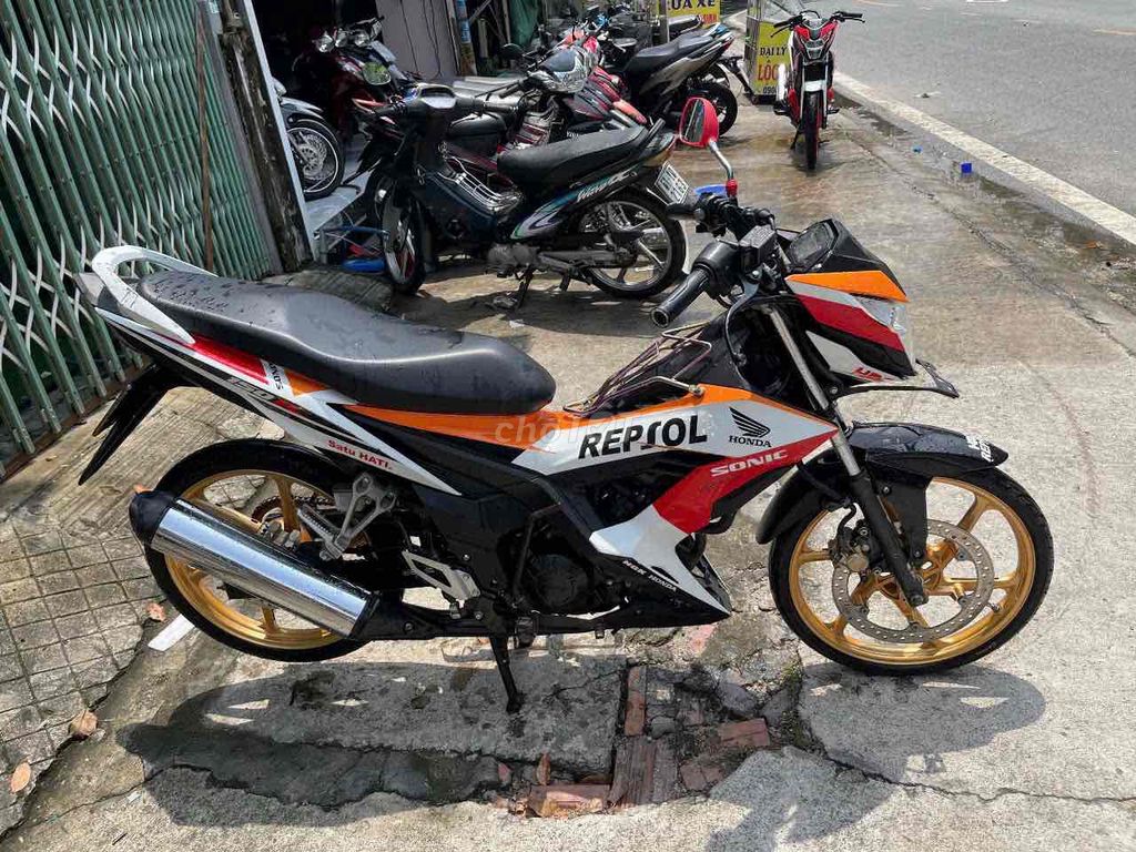 HONDA SONIC - ZIN NGUYÊN CON - KIỂNG NHẸ. Mua bán Xe máy tại Thị xã Tân Uyên Bình Dương được đăng bởi Hồ Hoàng Cảnh   hình 2