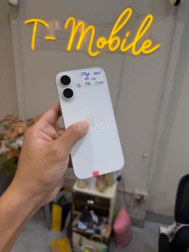 16 256Gb Quốc Tế zin full bản khay sim pin 90%. Mua bán Điện thoại tại Quận Thanh Xuân Hà Nội được đăng bởi Ngô Tráng T Mobile hình 1
