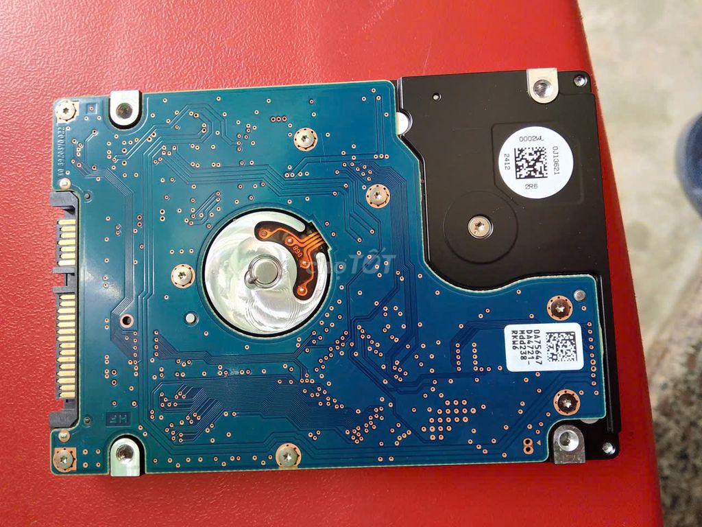 Ổ cứng laptop Hitachi HTS543232A7A384 320GB. Mua bán Linh kiện (RAM, Card...) tại Quận Sơn Trà Đà Nẵng được đăng bởi  Võ Trọng Nghĩa hình 1