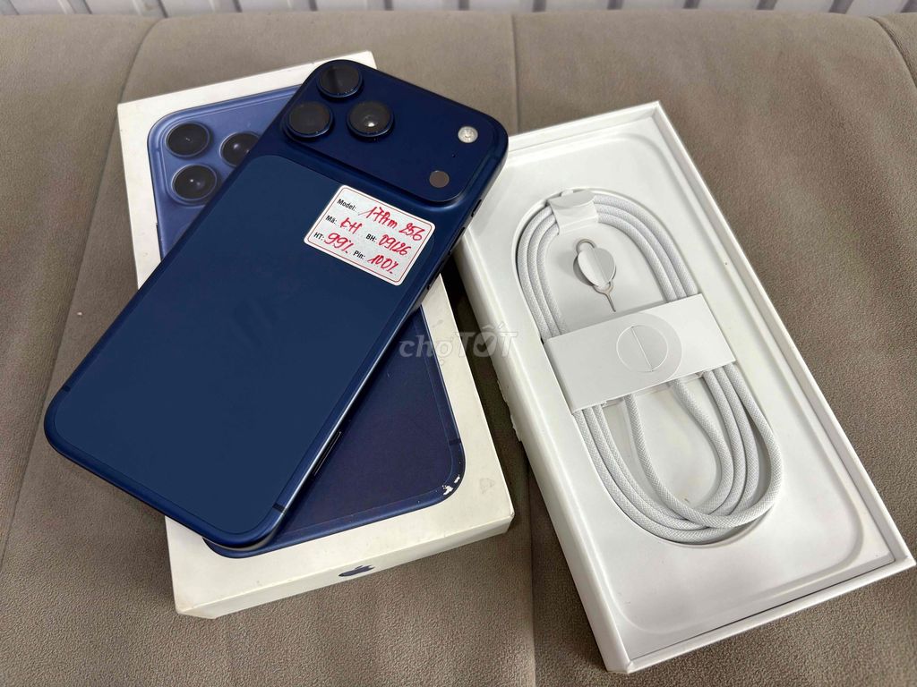 Apple iPhone 17 Pro Max 256GB Fullbox. Mua bán Điện thoại tại Quận Đống Đa Hà Nội được đăng bởi Quý Hoàng hình 1