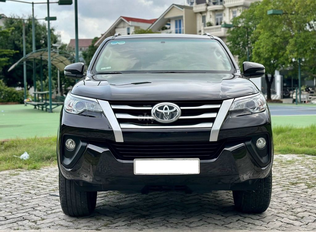 Toyota Fortuner 2020 2.4G 4x2 MT - 20,000 km 1 chủ. Mua bán Ô tô tại Thành phố Thủ Đức Tp Hồ Chí Minh được đăng bởi Đức Tứ Bánh hình 1