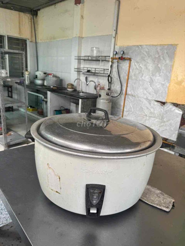 Nồi cơm điện Sharp 25 lít Đã sử dụng. Mua bán Bếp, lò, đồ điện nhà bếp tại Quận 12 Tp Hồ Chí Minh được đăng bởi thiều thị lệ hình 1