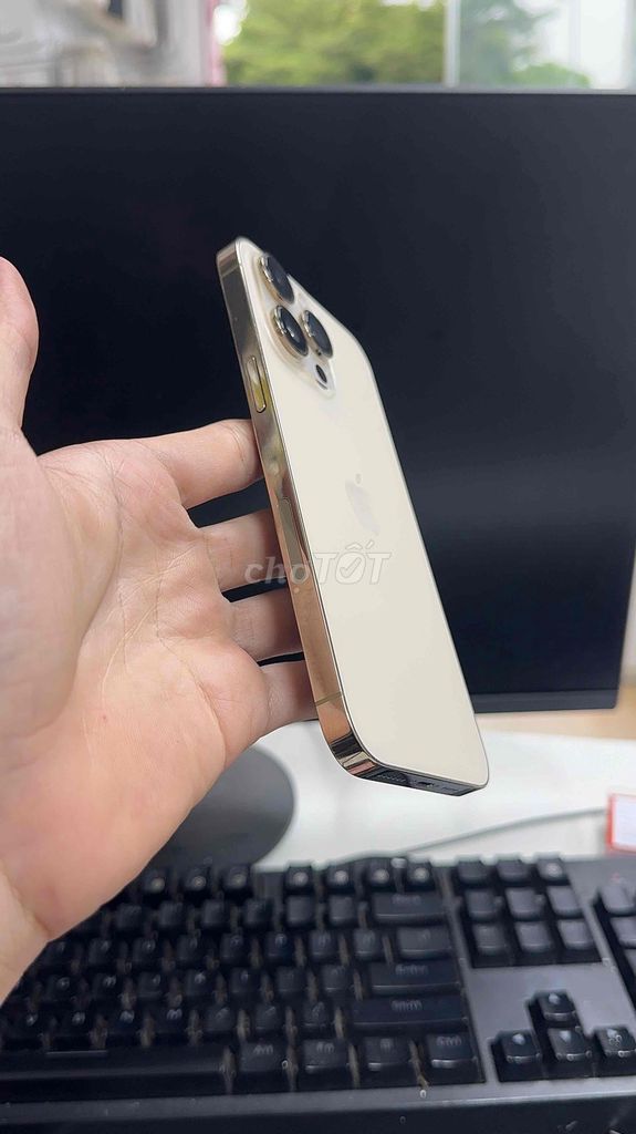 iphone 14prm gold zin keng qtam ibox e. Mua bán Điện thoại tại Quận Hai Bà Trưng Hà Nội được đăng bởi Lưu HD hình 3