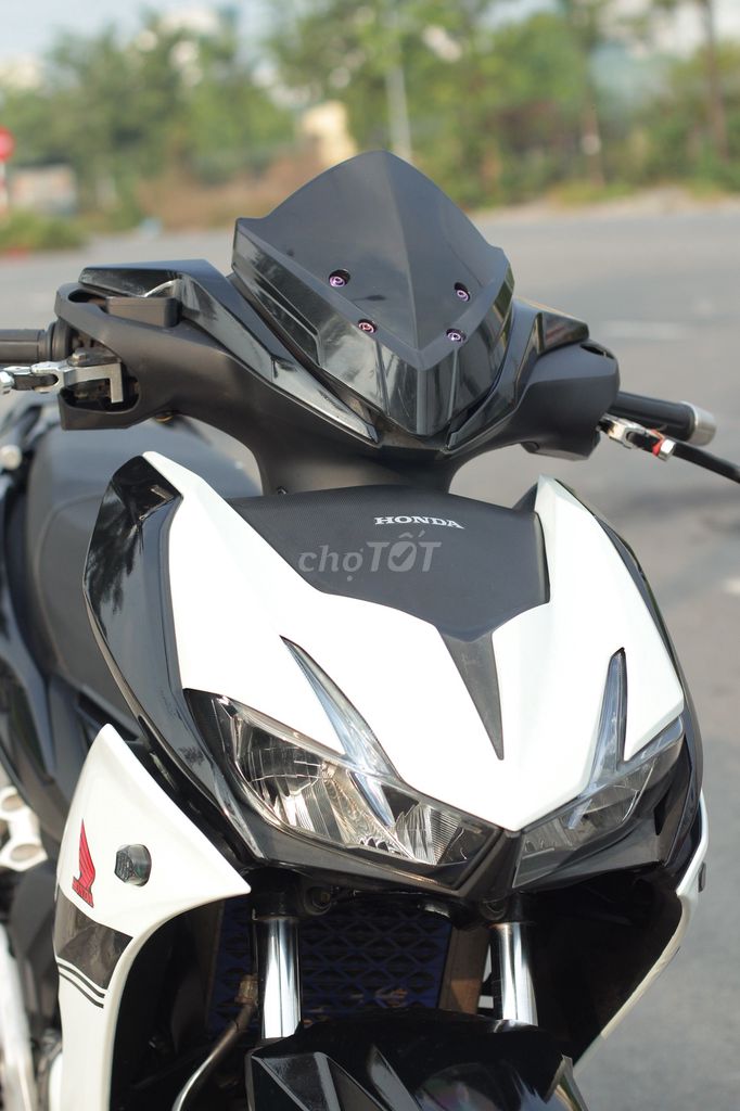 Honda Winner V2 2020 Trắng đen. Mua bán Xe máy tại Quận Nam Từ Liêm Hà Nội được đăng bởi Thành hình 3
