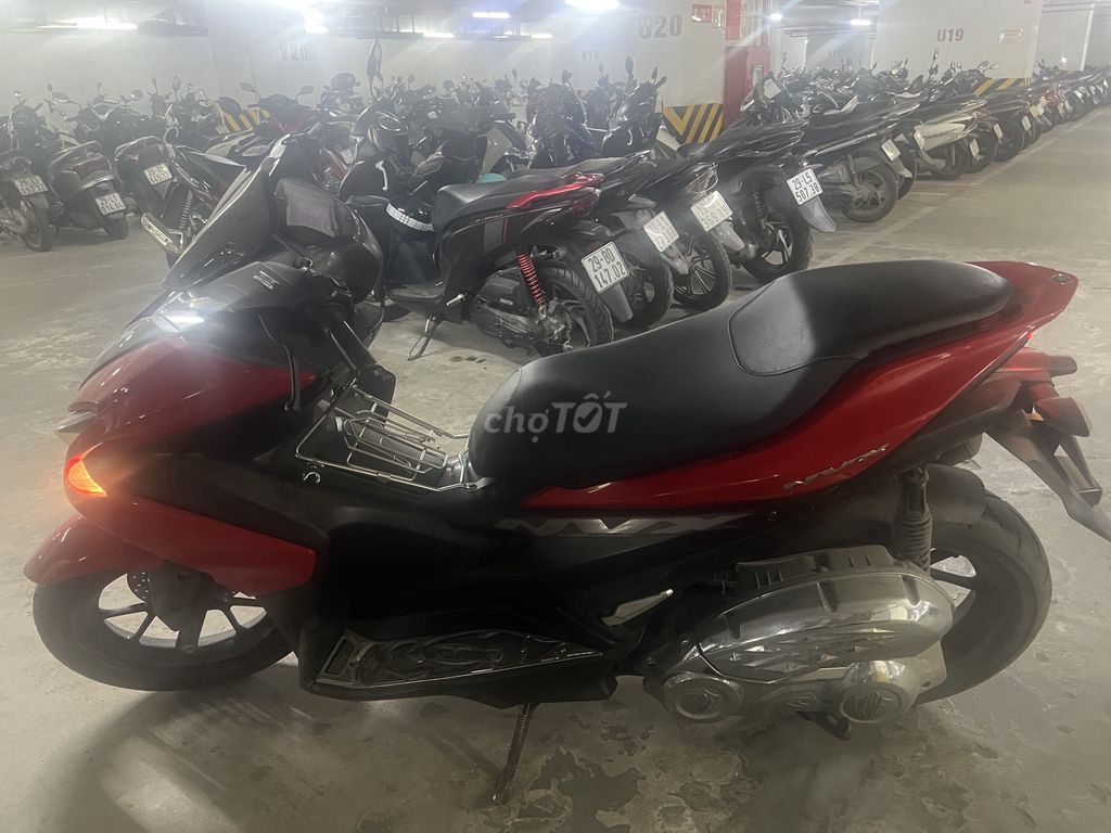 Yamaha NVX 2018 màu Đỏ. Mua bán Xe máy tại Quận Bắc Từ Liêm Hà Nội được đăng bởi Tuấn hình 3