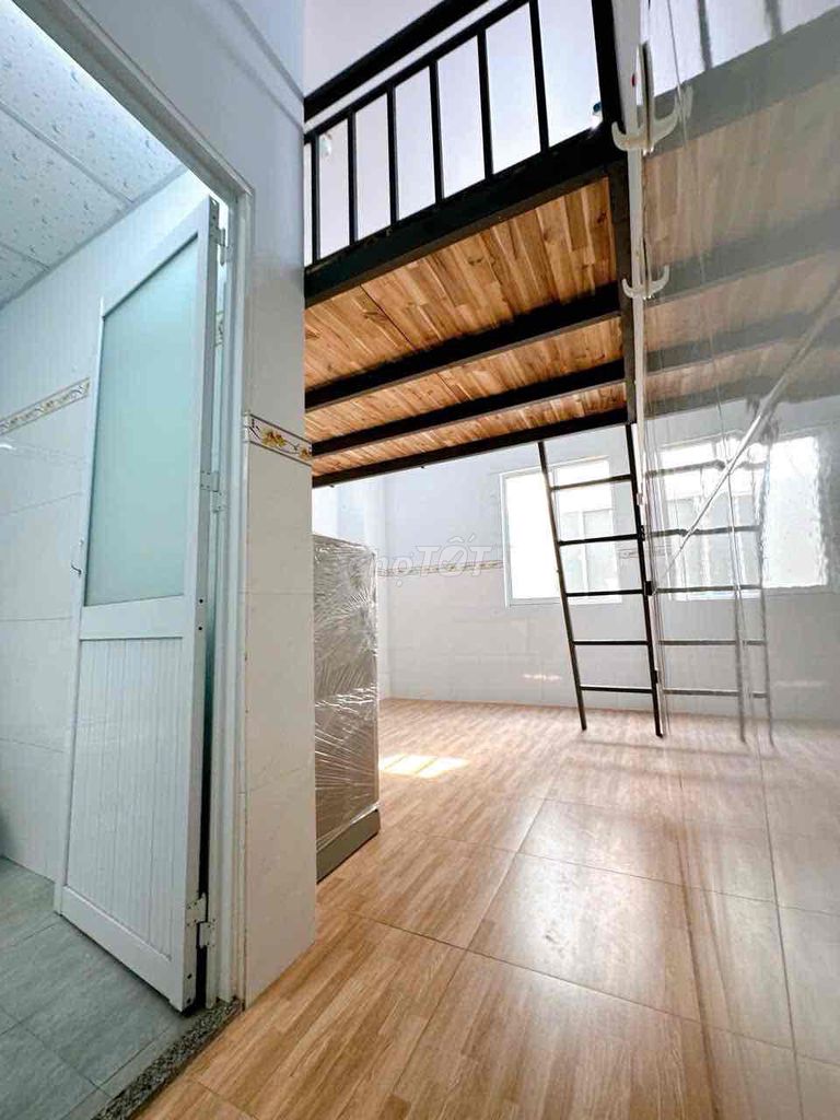 PHÒNG TRỌ CÓ GÁC ĐẦY ĐỦ NT CỬA SỔ TRỜI ĐƯỜNG 59
