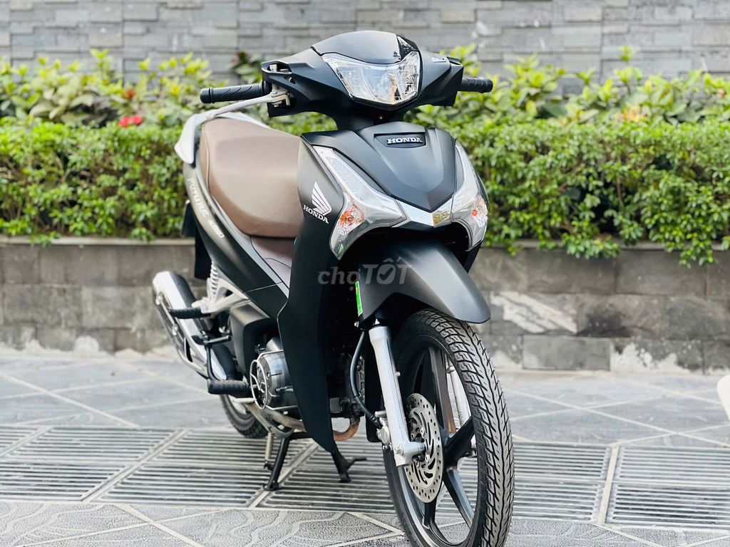FUTURE 125FI  ĐEN ĐÈN NẾT XE MỚI ĐI 2000KM CHUẨN. Mua bán Xe máy tại Quận Nam Từ Liêm Hà Nội được đăng bởi TÙNG LÂM hình 2