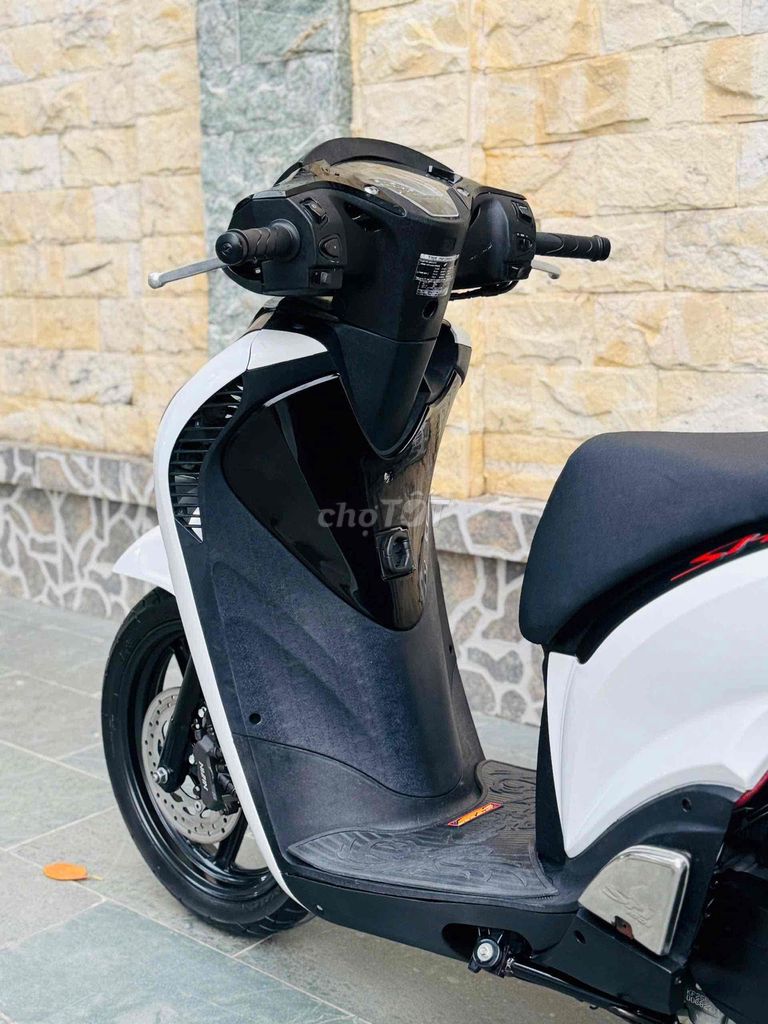 Sh 150fi 2019 đèn led khoá smartkey ful vỏ nhập ý. Mua bán Xe máy tại Quận Cầu Giấy Hà Nội được đăng bởi nguyễn bích thuỷ hình 9