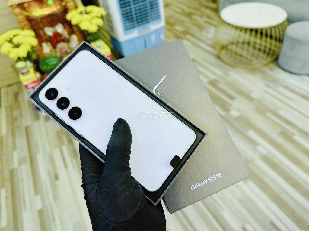 Samsung S25 FE 128G Trắng ViệtNam openbox Mới 100%. Mua bán Điện thoại tại Quận Hải Châu Đà Nẵng được đăng bởi TUẤN LUXURY MOBILE ĐÀ NẴNG hình 1