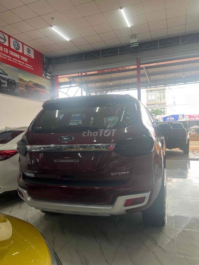 Ford Everest 2019 Titanium 2.0L 4x2 AT - 81000 km. Mua bán Ô tô tại   được đăng bởi Daihunghienphat hình 5
