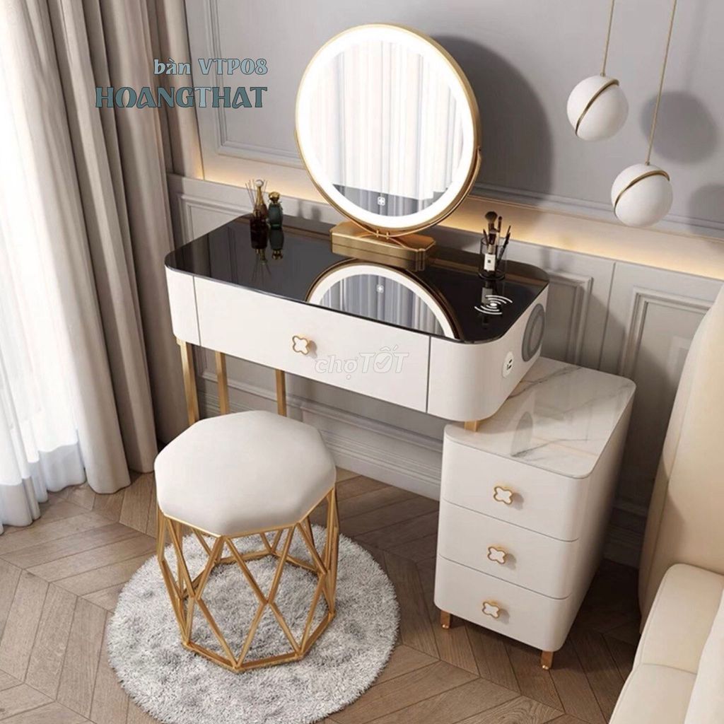 Các mẫu bàn trang điểm rộng 70cm, kết hợp loa, sạc. Mua bán Bàn ghế tại Quận Liên Chiểu Đà Nẵng được đăng bởi Lê Hoàng hình 1