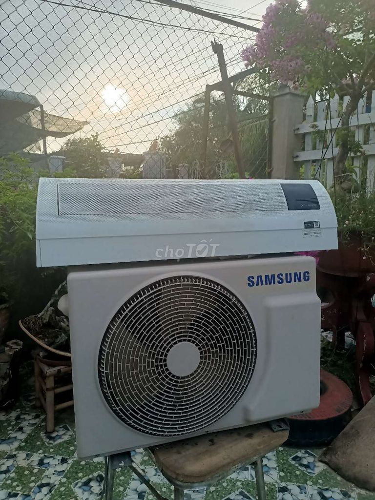 Bán nhanh máy lạnh samsung 1,5hp,inverter