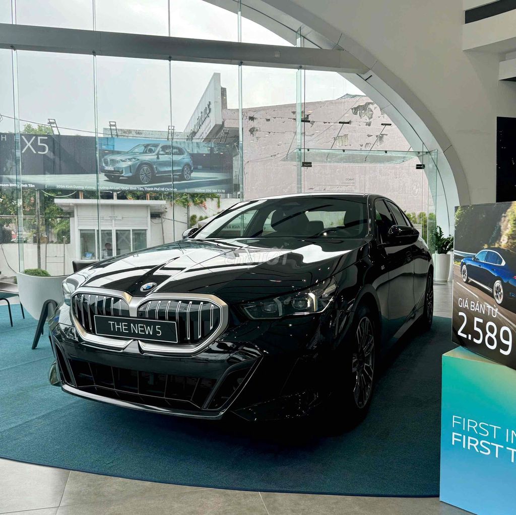BMW 5 Series 530i M SPORT 2025. Mua bán Ô tô tại Quận Bình Tân Tp Hồ Chí Minh được đăng bởi Hồ Nhật Anh hình 5