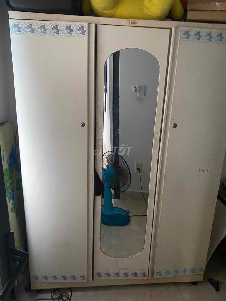 Tủ quần áo nhôm trắng 2mx1.8m. Mua bán Tủ, kệ gia đình tại Quận Tân Phú Tp Hồ Chí Minh được đăng bởi Lê Thị Hồng Minh hình 1