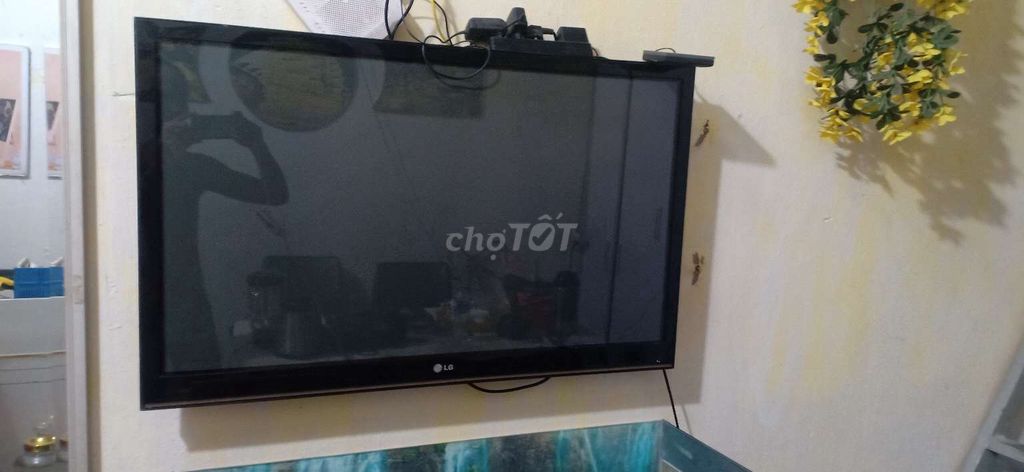 Tivi LG màu Đen. Mua bán Tivi, Âm thanh tại Quận Bắc Từ Liêm Hà Nội được đăng bởi trần mạnh cường hình 1