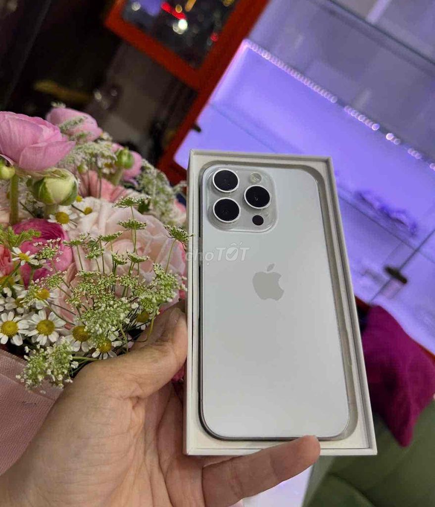 Apple iPhone 15 Pro Max 1TB Trắng. Mua bán Điện thoại tại Quận 3 Tp Hồ Chí Minh được đăng bởi Nam Á Mobile hình 1