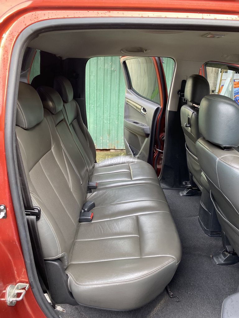 Bán xe Dmax Type Z 2014 2 cầu số tự động. Mua bán Ô tô tại Quận Tân Bình Tp Hồ Chí Minh được đăng bởi Toan hình 5