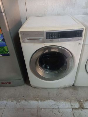Bán máy giặt Electrolux 10 kg chạy vát êm