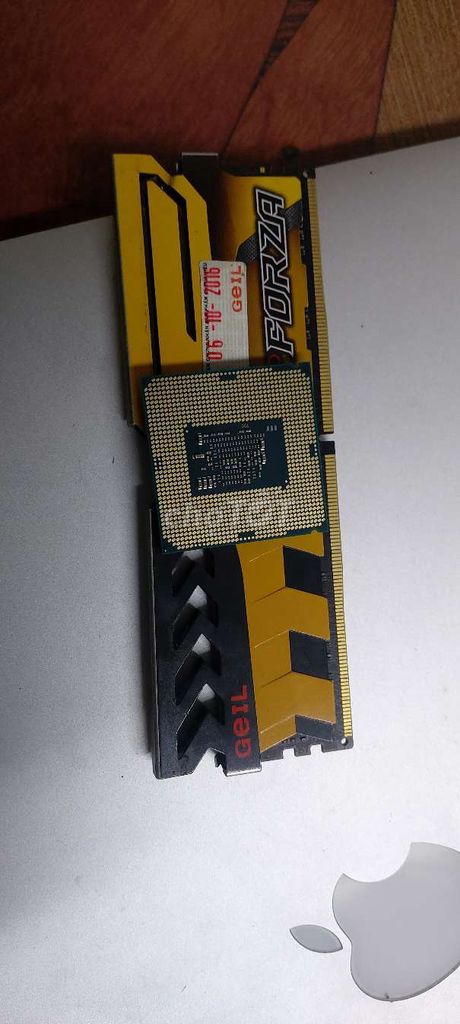 Dư Ram 4Gb ddt4+ cpu i3 7100