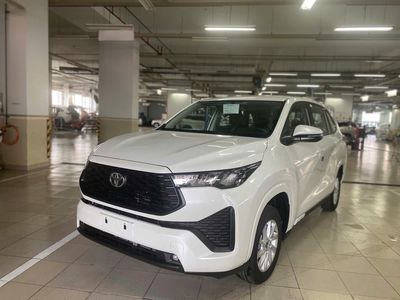 Toyota Innova Cross 2026 Đủ màu - Giao ngay