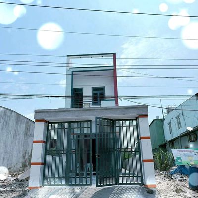 Nhà lầu trệt sân xe tăng Khánh Bình 38 chỉ 2tỷ 690. Mua bán nhà ở tại Thị xã Tân Uyên Bình Dương được đăng bởi Nguyễn Tấn Diện