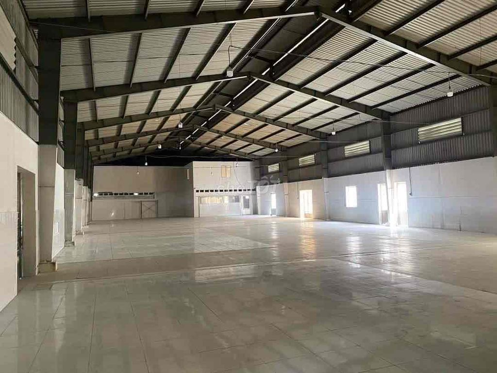 MẶT TIỀN KHO XƯỞNG ( 800m2 ) BÌNH CHÁNH