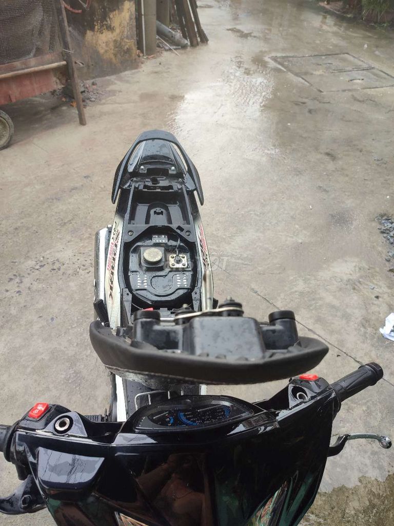 Cần bán ex xuống áo. Mua bán Xe máy tại Thành phố Tây Ninh Tây Ninh được đăng bởi trúc linh hình 8