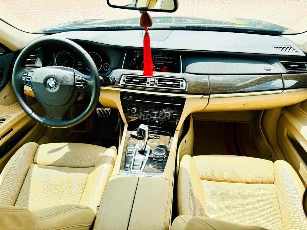 BMW 7 Series 750Li - LCi - V8-4.4L- 2bitubos -2015. Mua bán Ô tô tại Quận Long Biên Hà Nội được đăng bởi Long hình 16