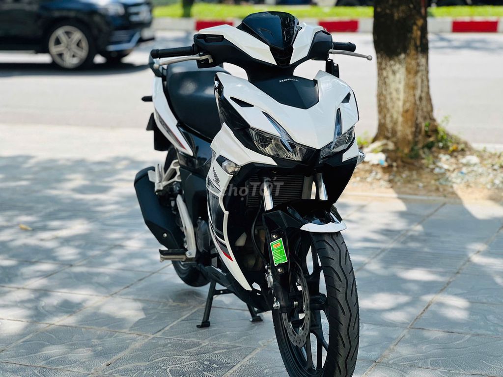 Белая черная ручная тележка Honda Winner X
